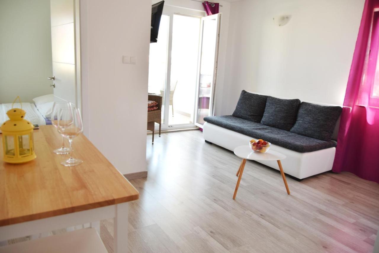 Rab Apartments Aurora Раб Экстерьер фото
