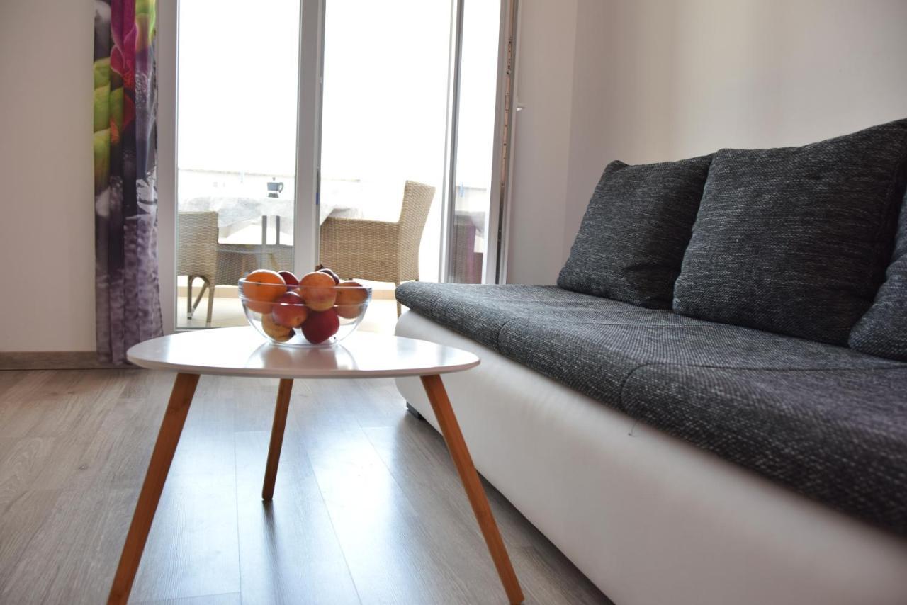 Rab Apartments Aurora Раб Экстерьер фото
