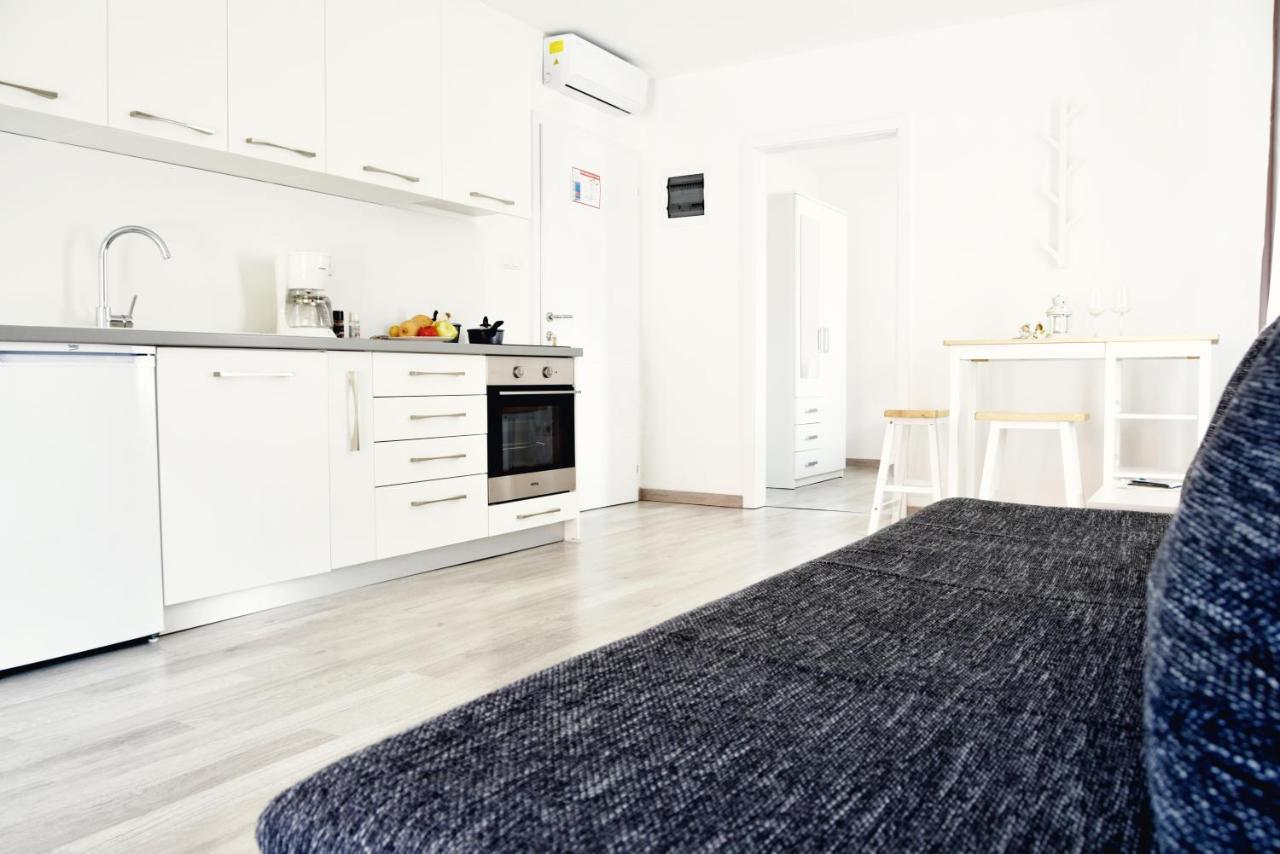 Rab Apartments Aurora Раб Экстерьер фото